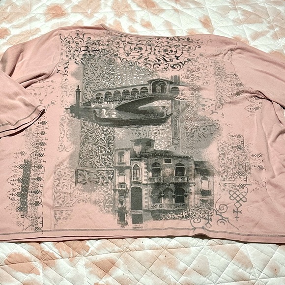 Essentials women’s tee, saying “Venice,” size 4X - Picture 2 of 2